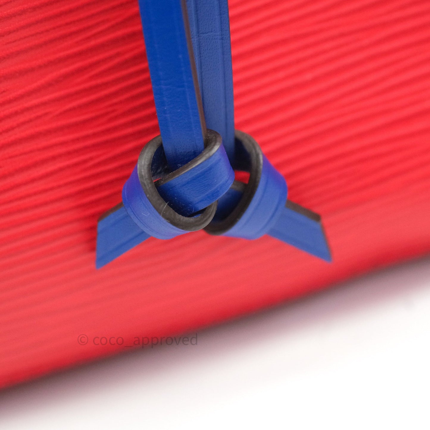 Louis Vuitton Neonoe Coquelicot Epi Leather⁣