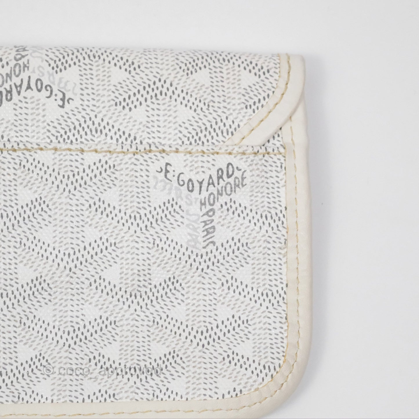 Goyard St Louis Tote PM ⁣⁣⁣⁣⁣⁣⁣⁣⁣⁣⁣⁣⁣⁣⁣⁣⁣⁣⁣⁣White Goyardine Canvas