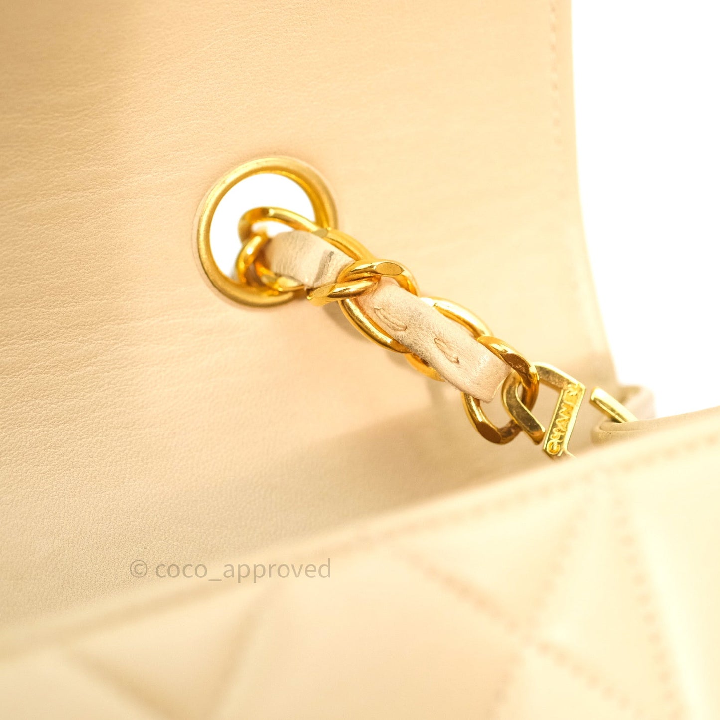 Chanel Diana Quilted Beige Lambskin Medium Vintage 24K Gold Hardware