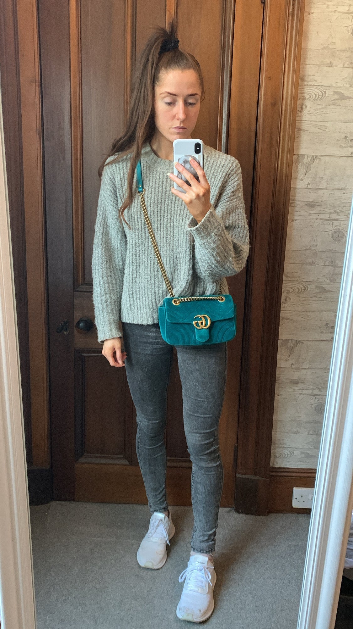 Luxury Gucci GG Mini Velvet Marmont Mini Shoulder Bag