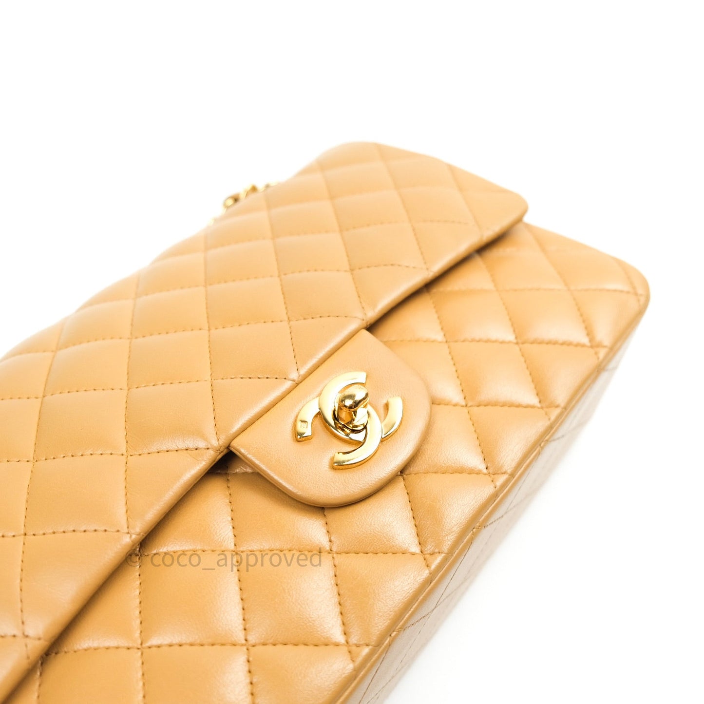 Chanel Vintage Classic M/L Beige Lambskin 24K Gold Hardware