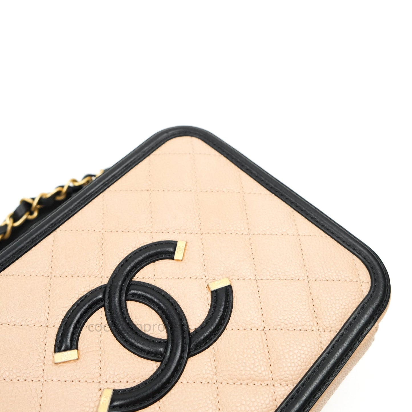 Chanel Quilted Medium CC Filigree Vanity Case Beige Caviar Gold Hardware