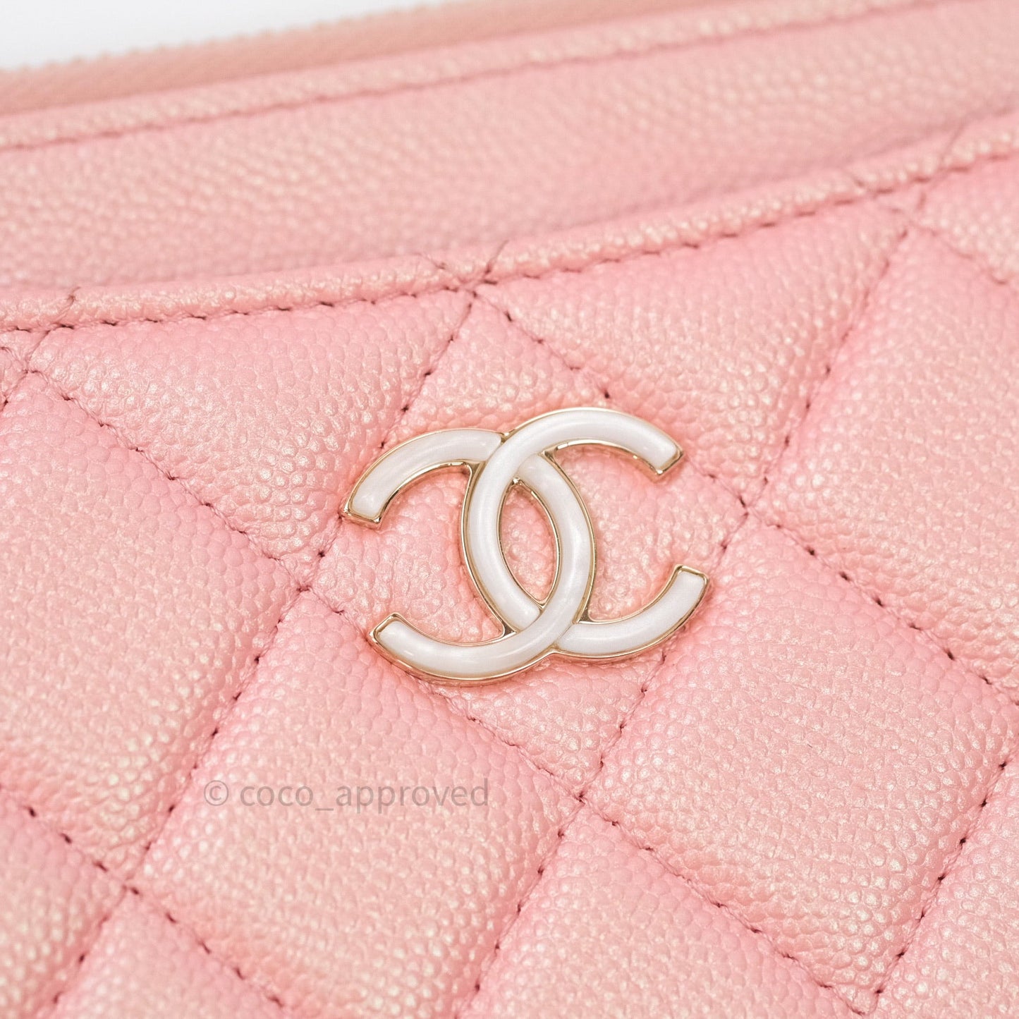 Chanel Iridescent Caviar O Case Phone Case Pouch Card Holder Pink Light Gold Hardware