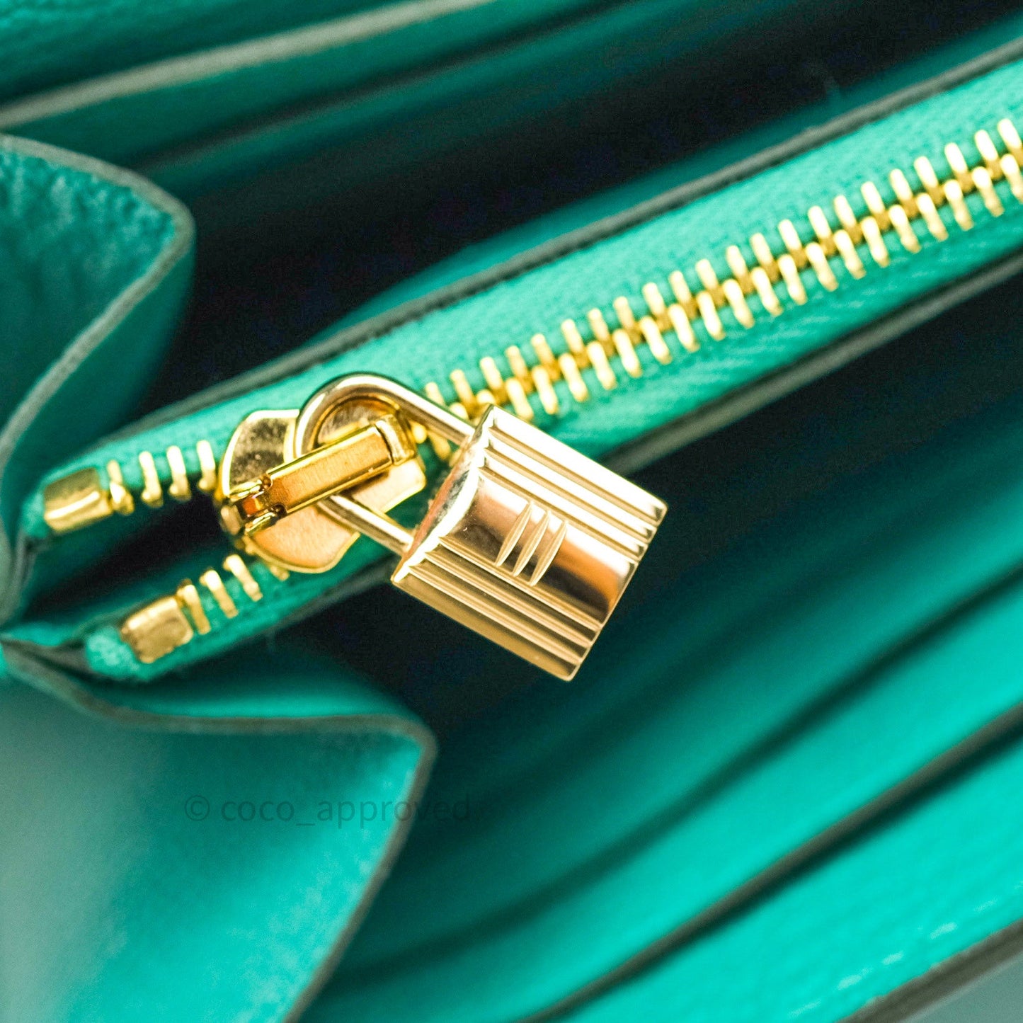 Hermès Chevre Mysore Kelly Wallet Vert Verone Gold Hardware