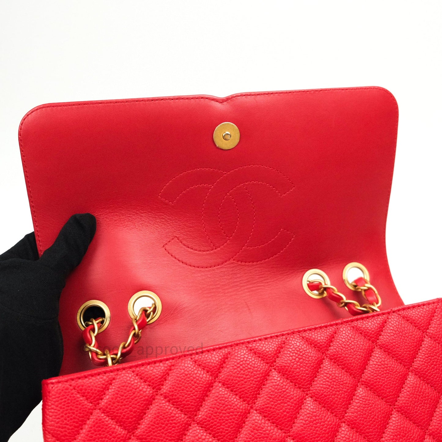 Chanel Quilted Medium CC Filigree Flap Red Caviar