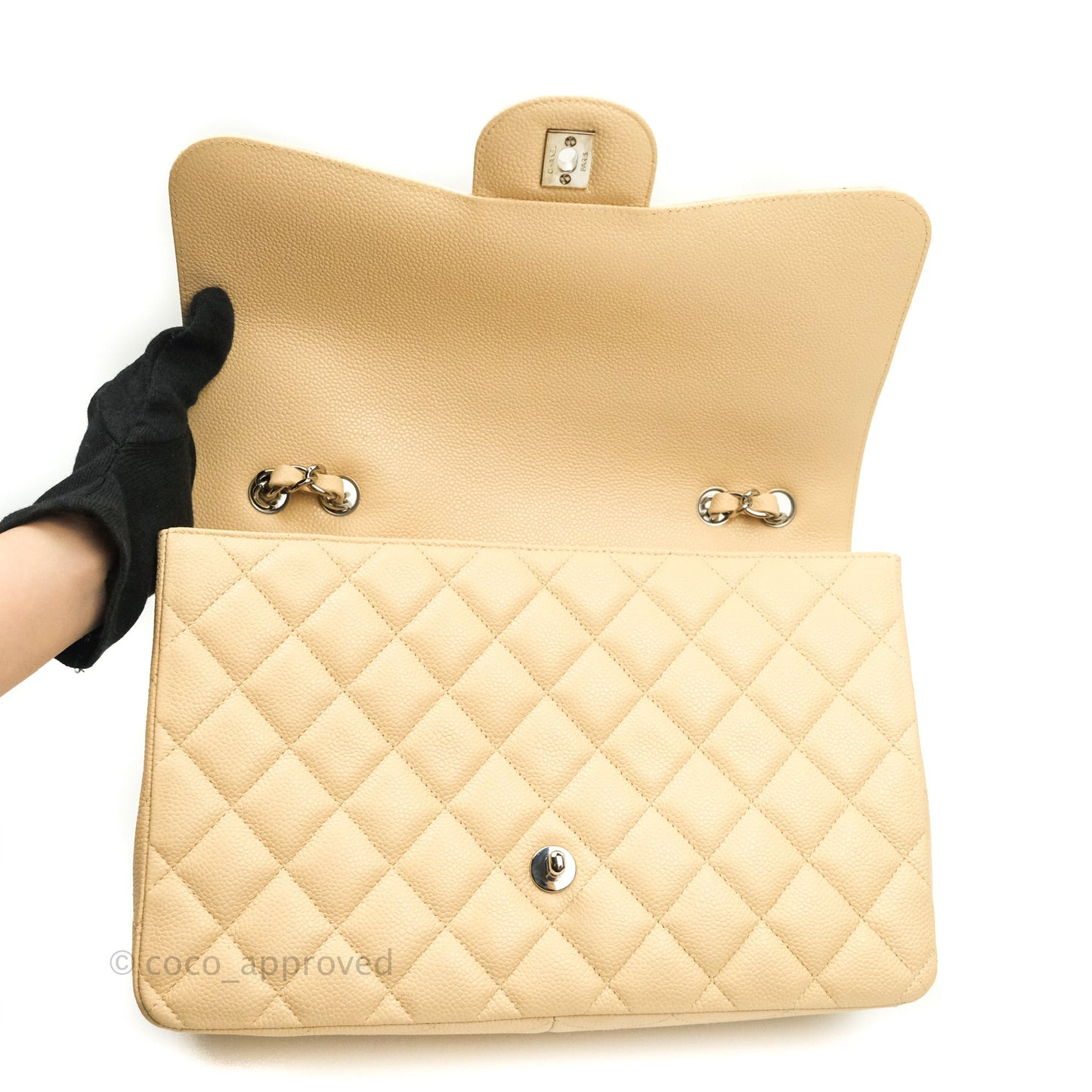 Chanel Jumbo Single Flap Beige Caviar Silver Hardware⁣⁣