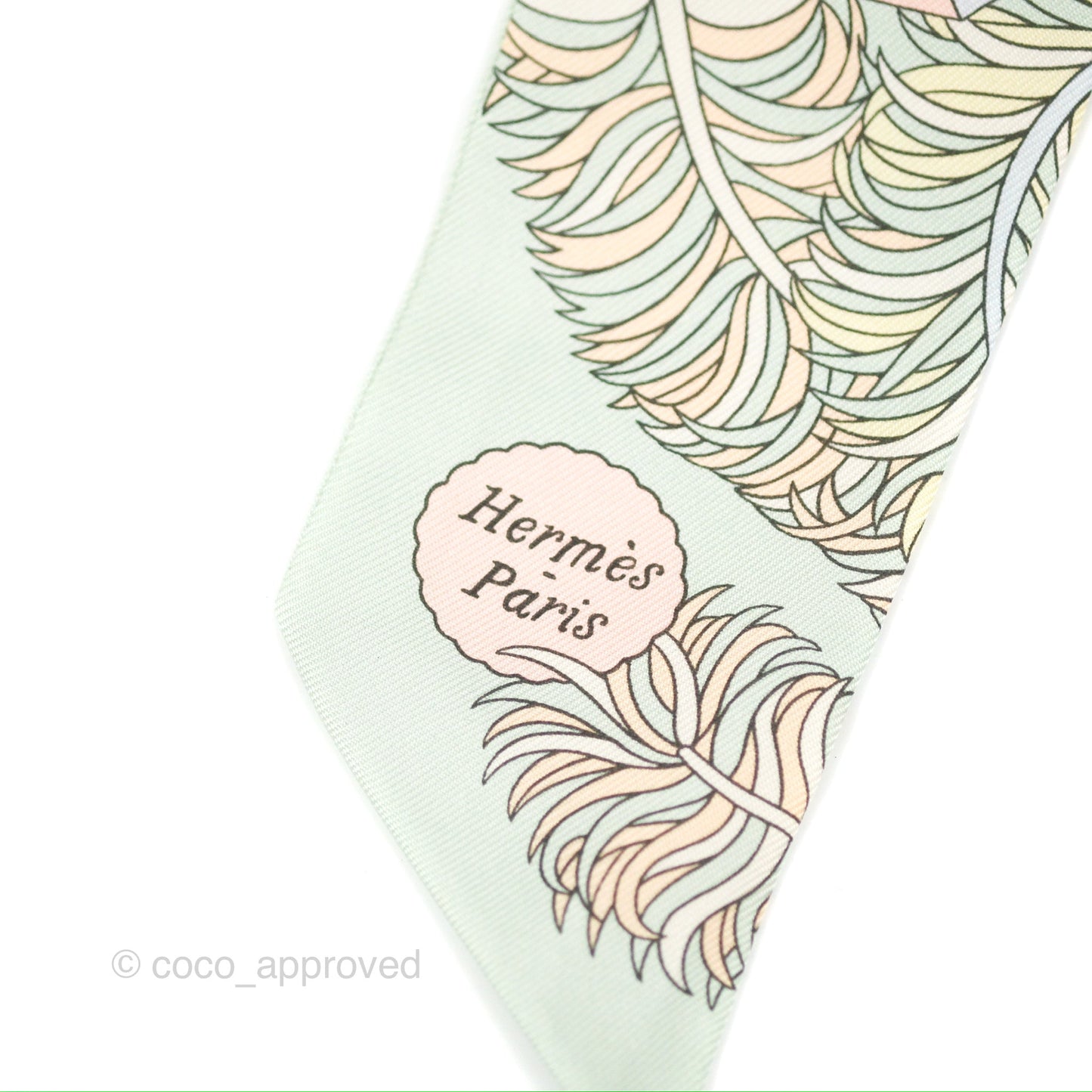Hermes De l'Ombrelle aux Duels Silk Twilly Ciel Rose Pâle Orange