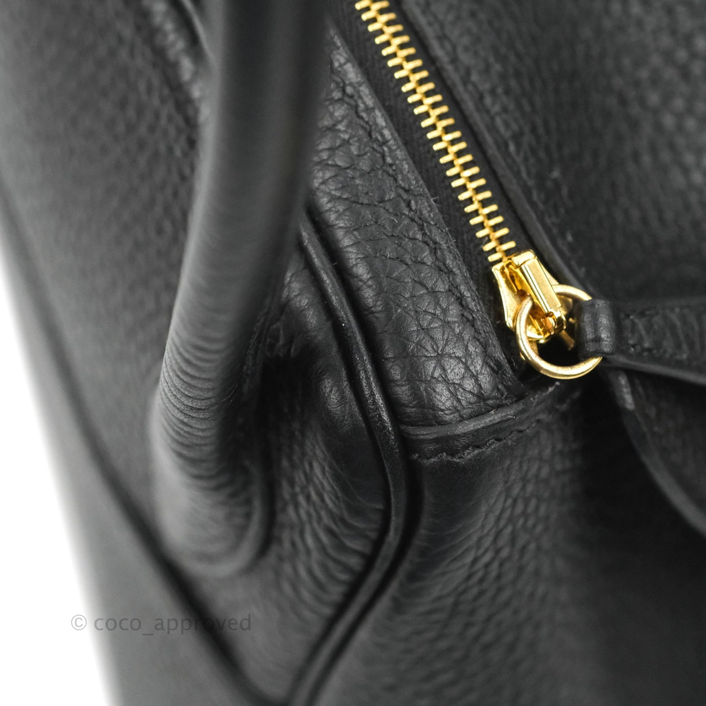 Hermès Lindy 26 Black Clemence Gold Hardware