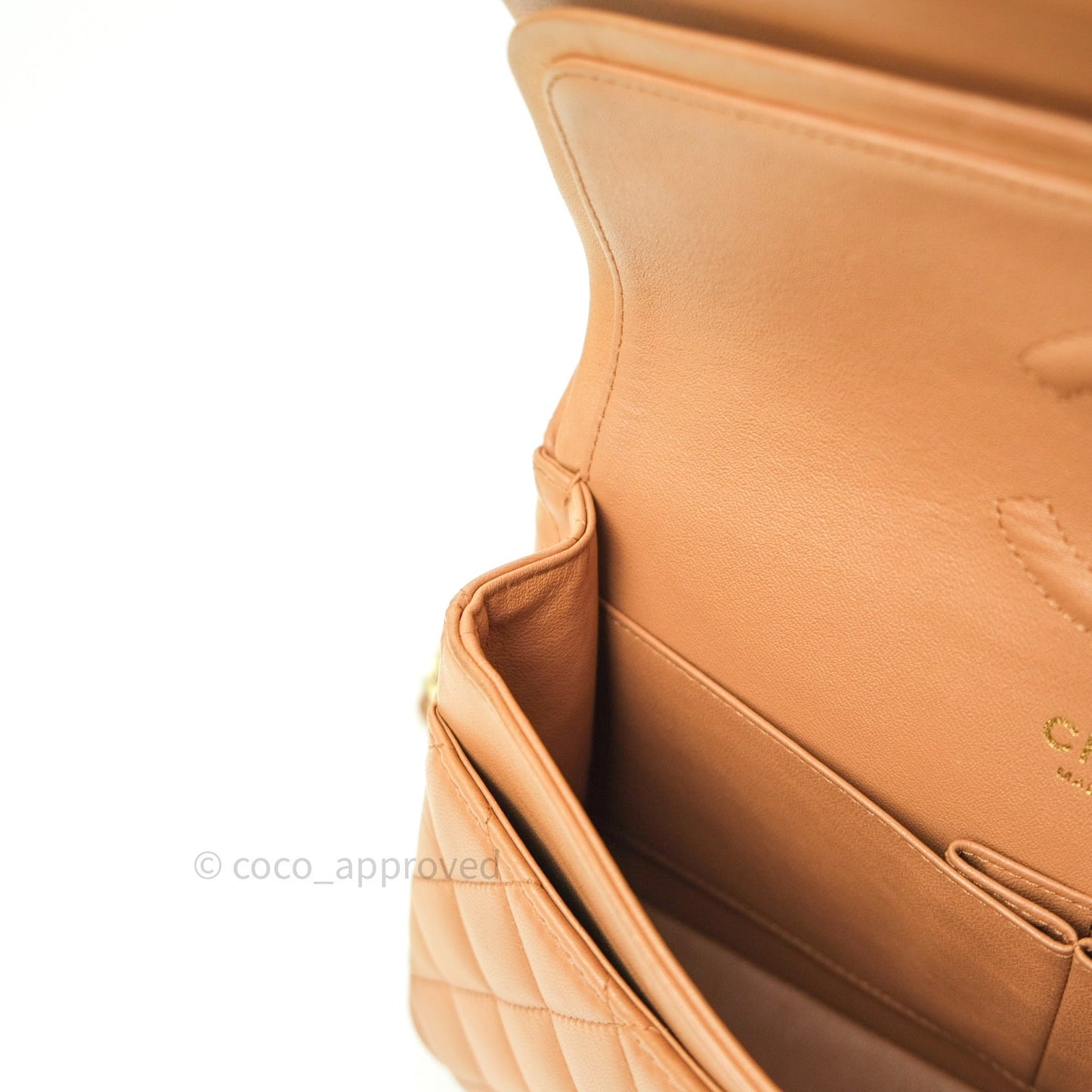 Chanel Classic M/L Beige Lambskin Gold Hardware