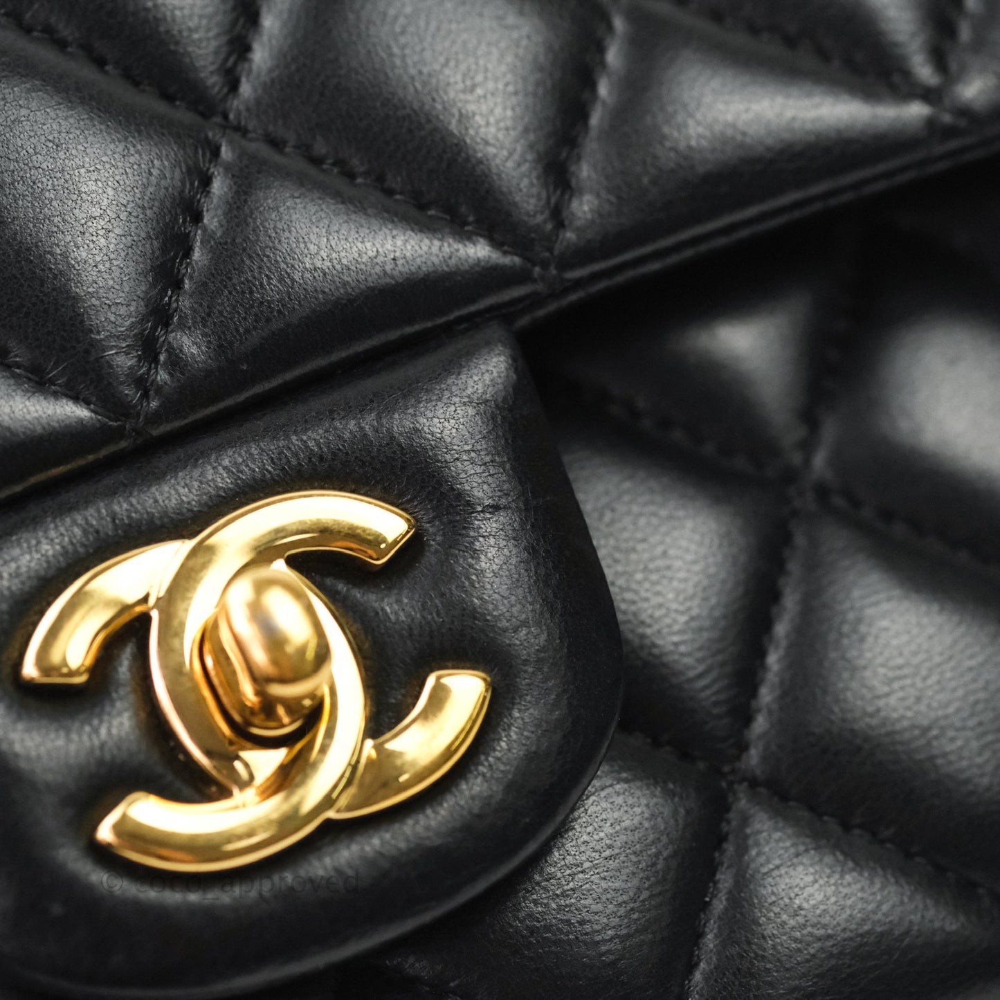 Chanel Classic M/L Medium Double Flap Bag Black Lambskin Gold Hardware