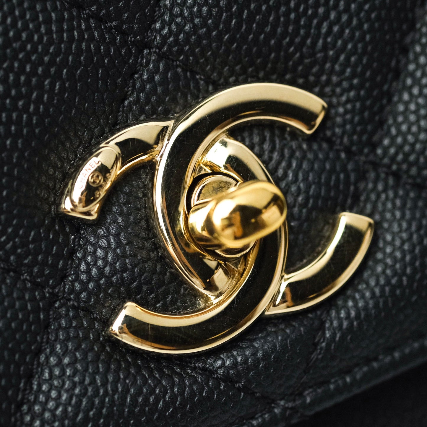 Chanel Quilted Medium Business Affinity Flap Black Caviar Light Gold Hardware