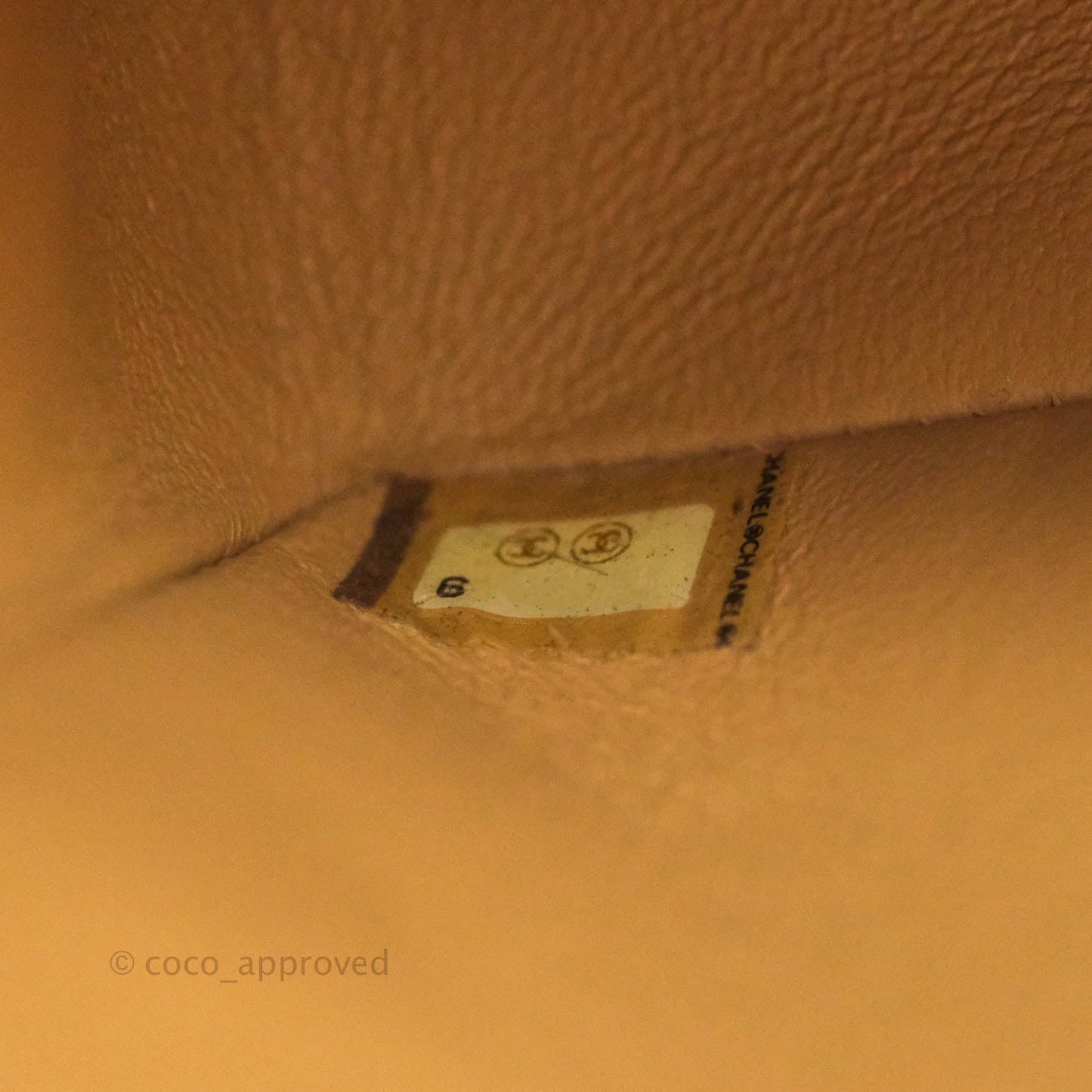 Chanel Classic Vintage M/L Medium Double Flap Bag Beige Lambskin 24K Gold Hardware