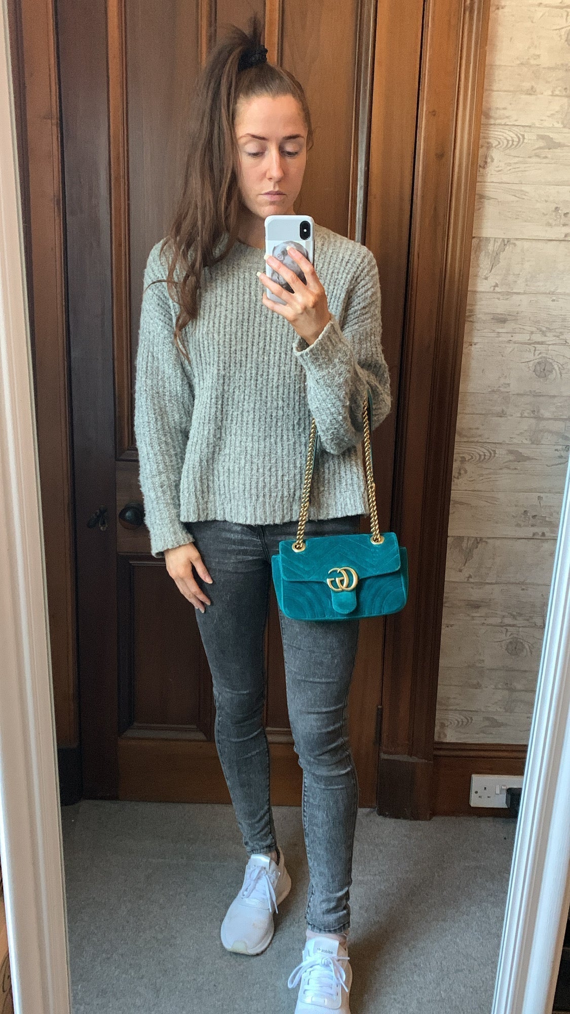Luxury Gucci GG Mini Velvet Marmont Mini Shoulder Bag