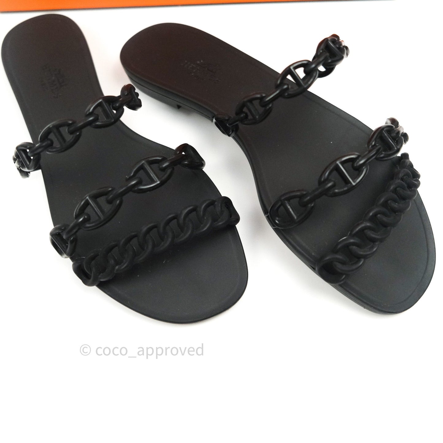 Hermès Rivage Sandals Black Size 36