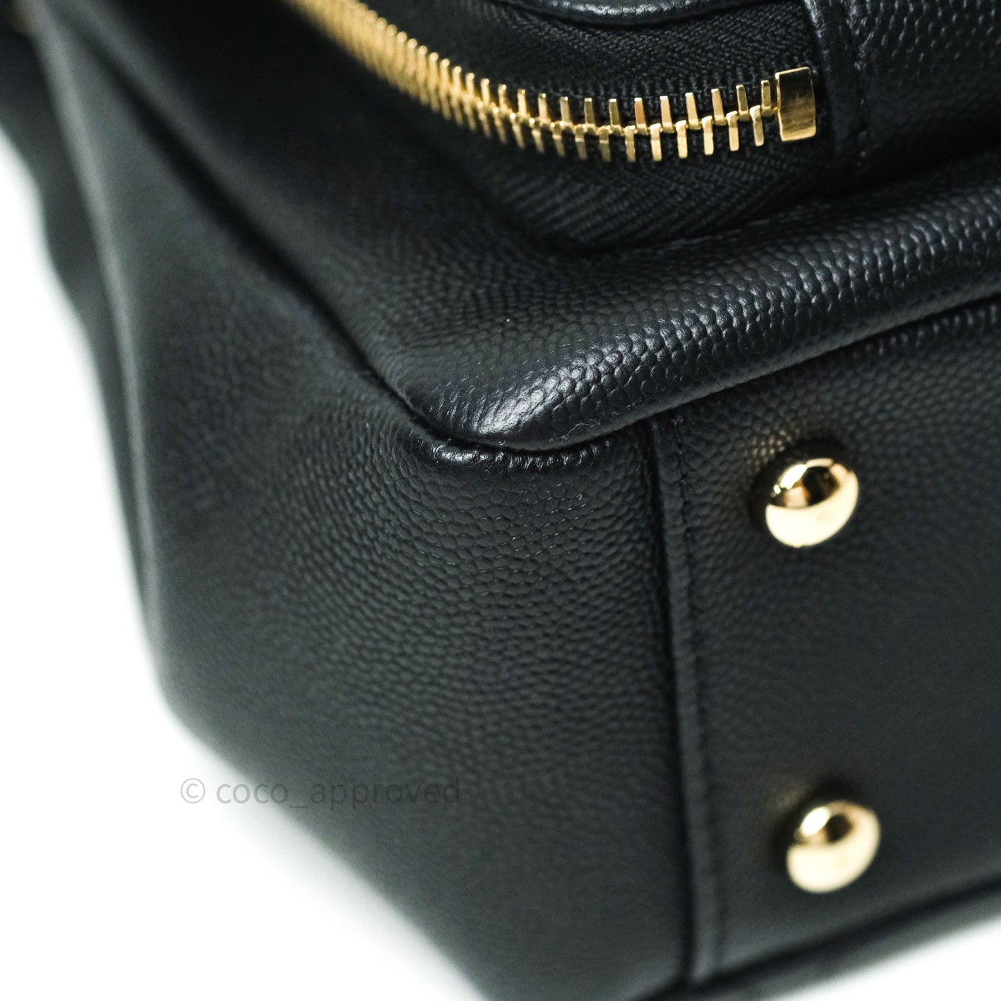 Chanel Quilted Medium Business Affinity Flap Black Caviar Light Gold Hardware