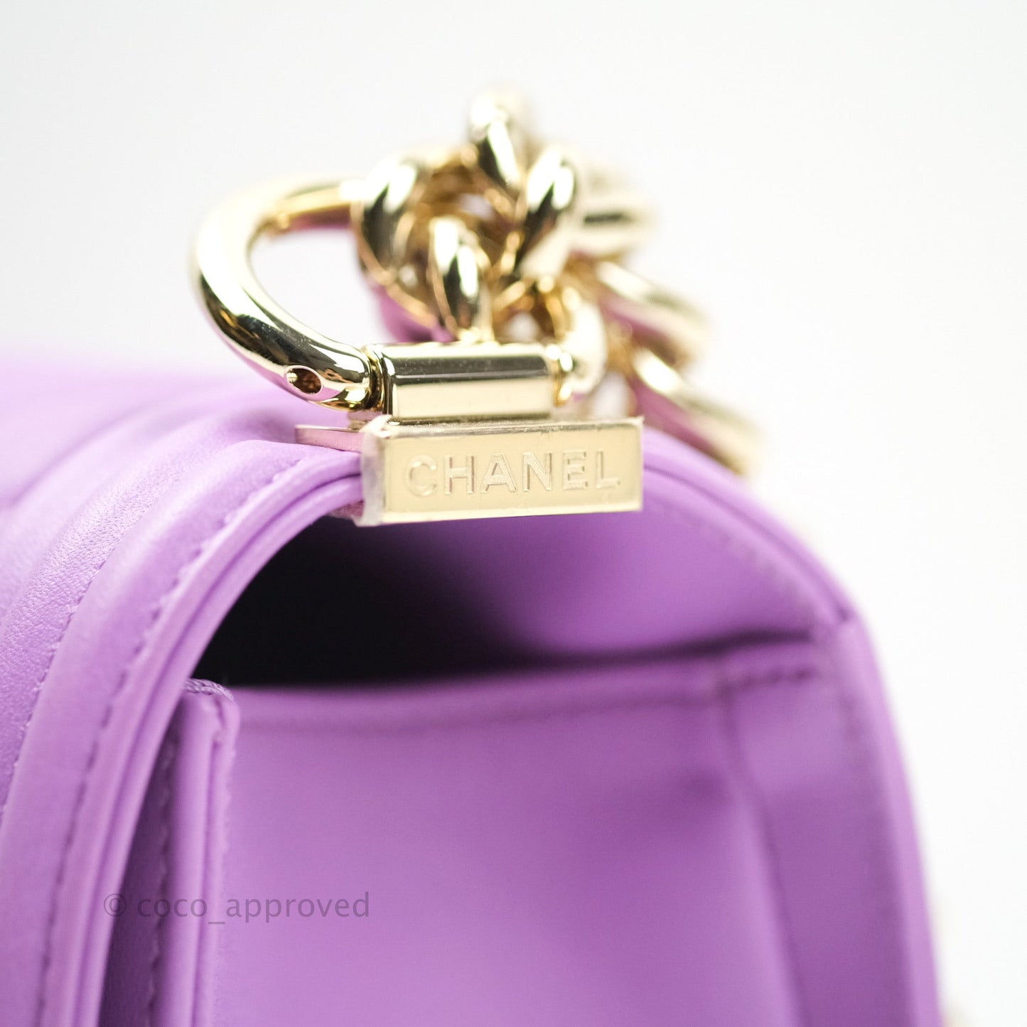 Chanel Boy Chevron Medium Purple Calfskin Gold Hardware
