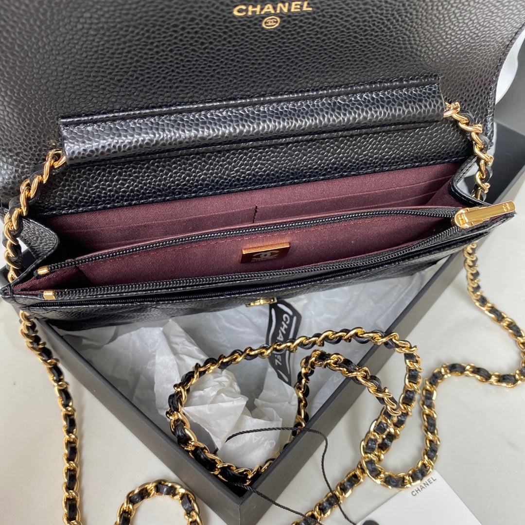Luxury Chanel CLASSIC WALLET ON CHAIN BLACK CAVIAR, GOLD HARDWARE