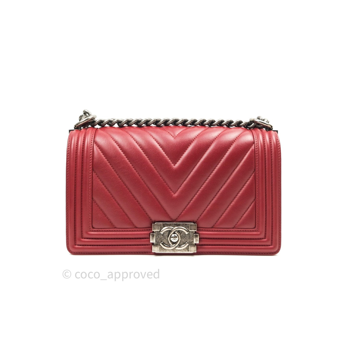 Chanel Boy Chevron Medium Red Calfskin Ruthenium Hardware