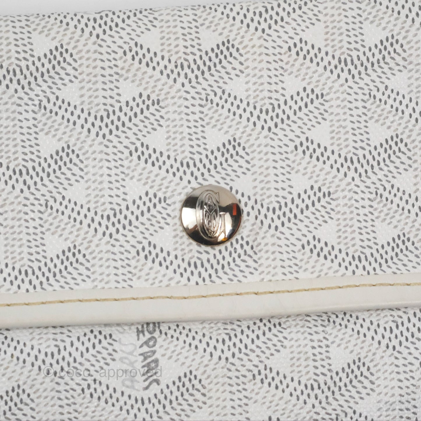 Goyard St Louis Tote PM ⁣⁣⁣⁣⁣⁣⁣⁣⁣⁣⁣⁣⁣⁣⁣⁣⁣⁣⁣⁣White Goyardine Canvas