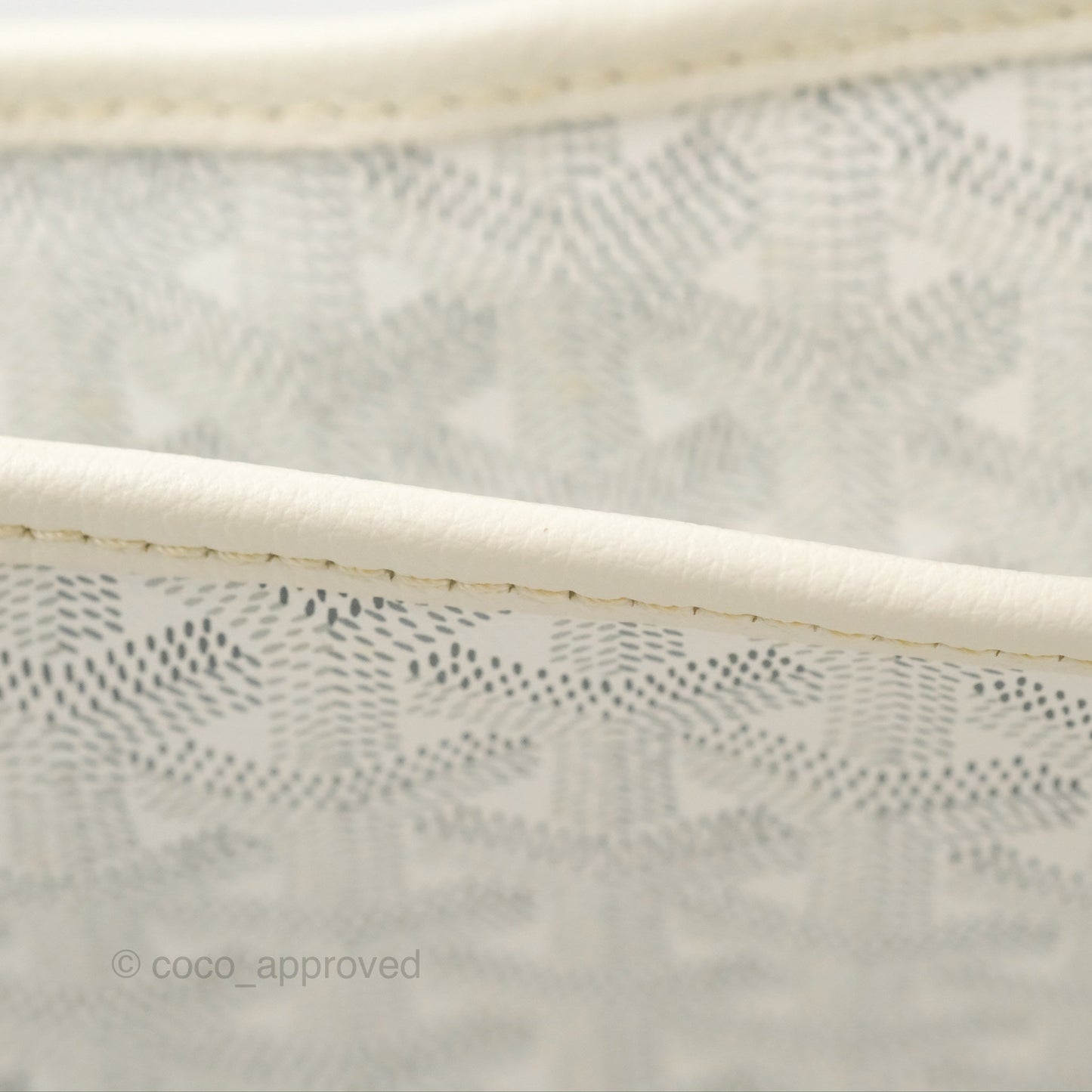 Goyard Artois Goyardine Canvas PM⁣⁣⁣⁣⁣⁣⁣⁣⁣⁣⁣⁣⁣⁣⁣⁣⁣⁣⁣⁣ White