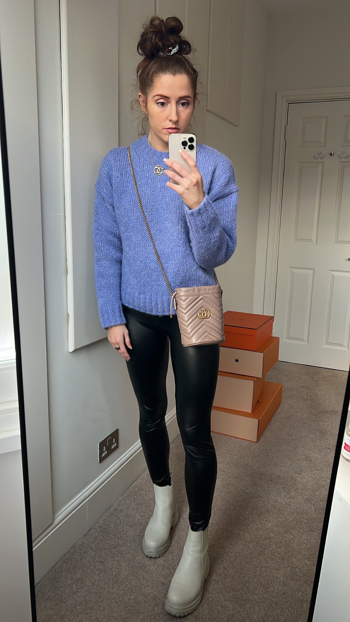 Luxury Gucci GG Dusty Pink Marmont GG Mini Bucket Bag ( 825)