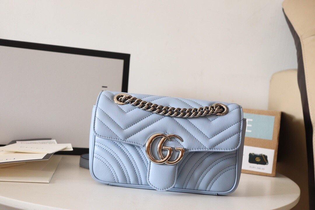 Luxury Gucci GG Marmont Shoulder Bag