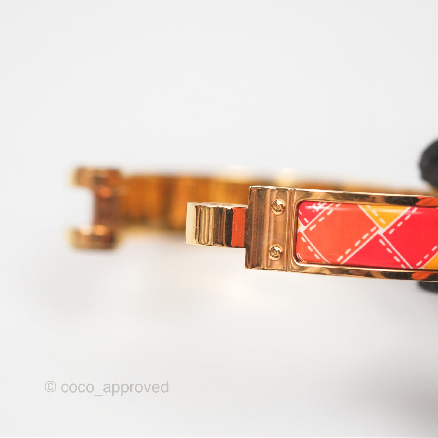 Hermès Clic H Enamel Printed Bracelet Rose Dragee Gold PM
