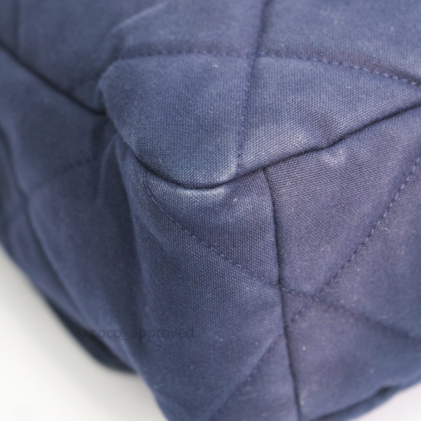 Chanel 19 Medium Canvas Navy Mixed Hardware