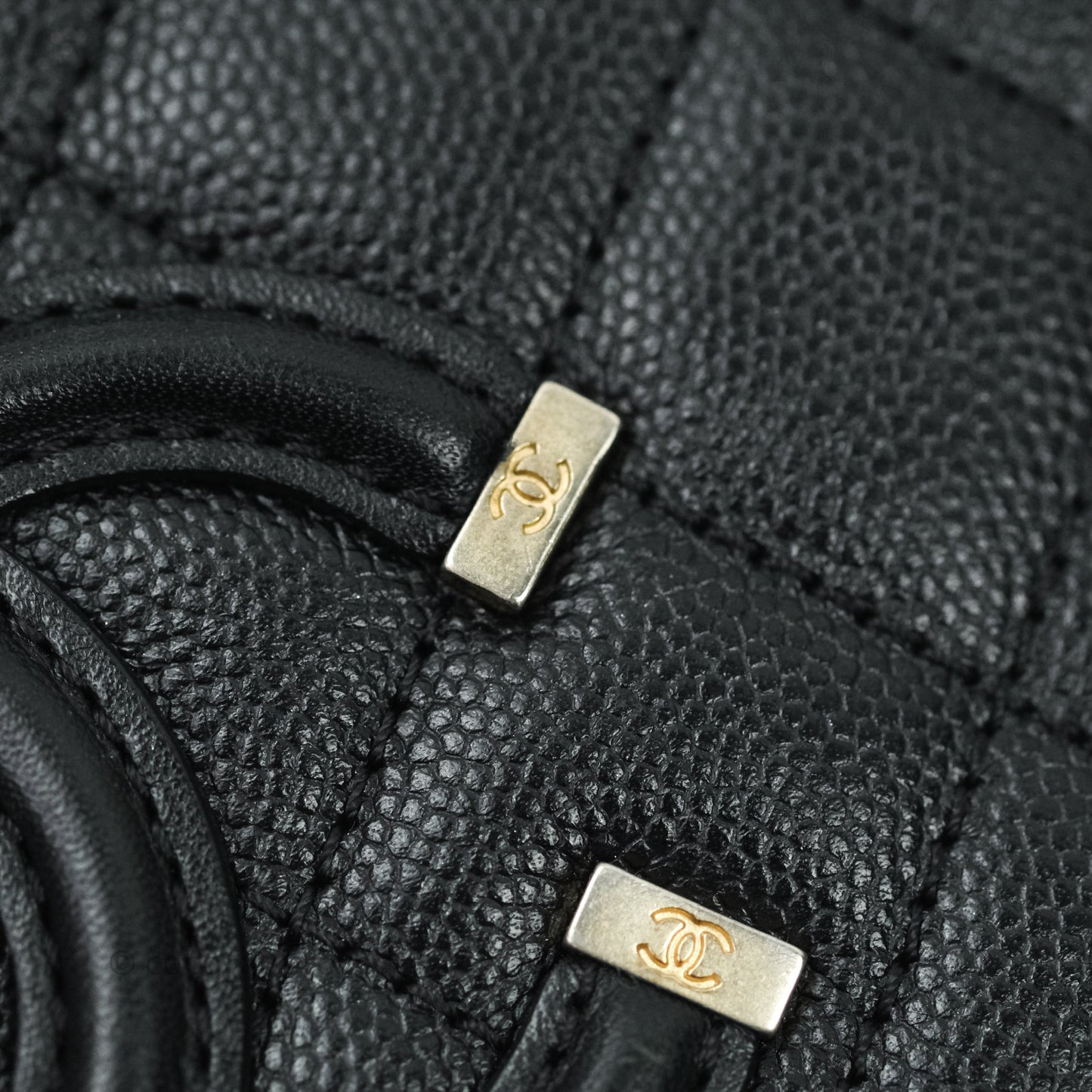 Chanel Quilted Small CC Filigree Vanity Case Black Caviar