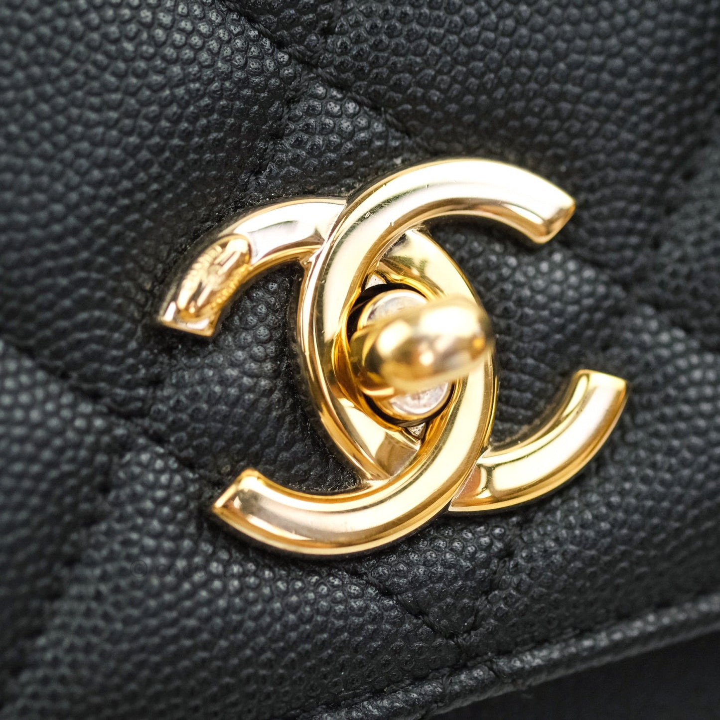 Chanel Quilted Small Business Affinity Flap Black Caviar Light Gold Hardware
