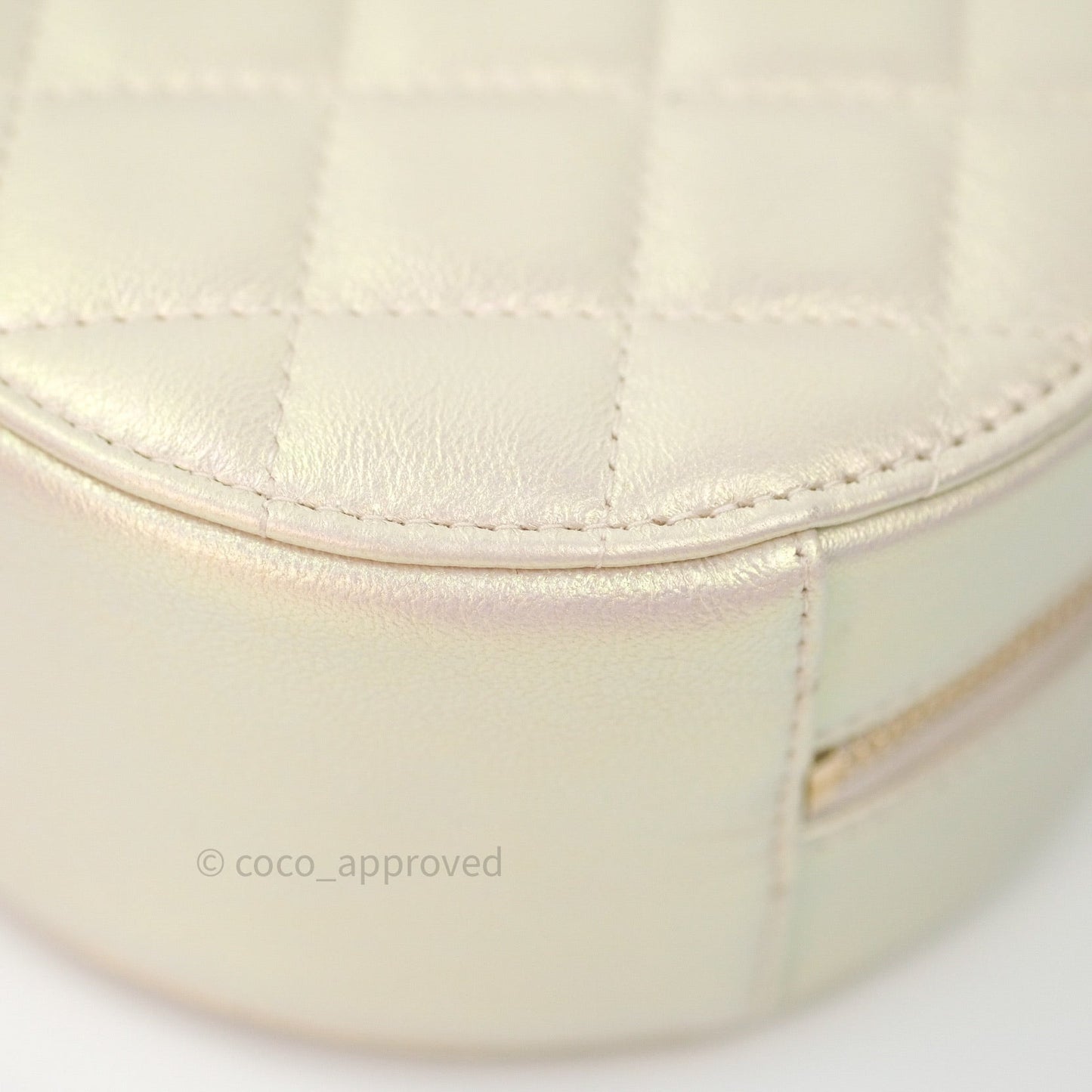 Chanel Round Circle Bag Iridescent Ivory Gold Hardware 20A