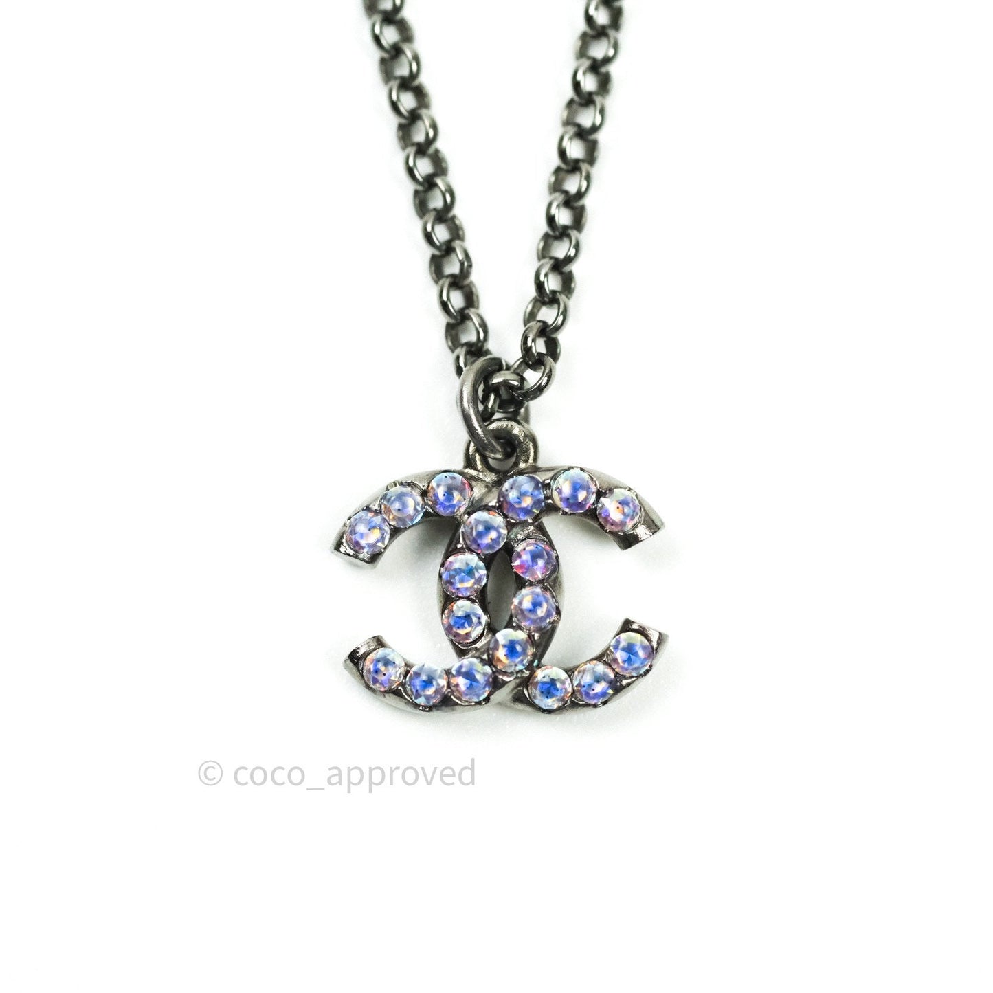 Chanel Ruthenium Crystal CC Necklace Iridescent Purple