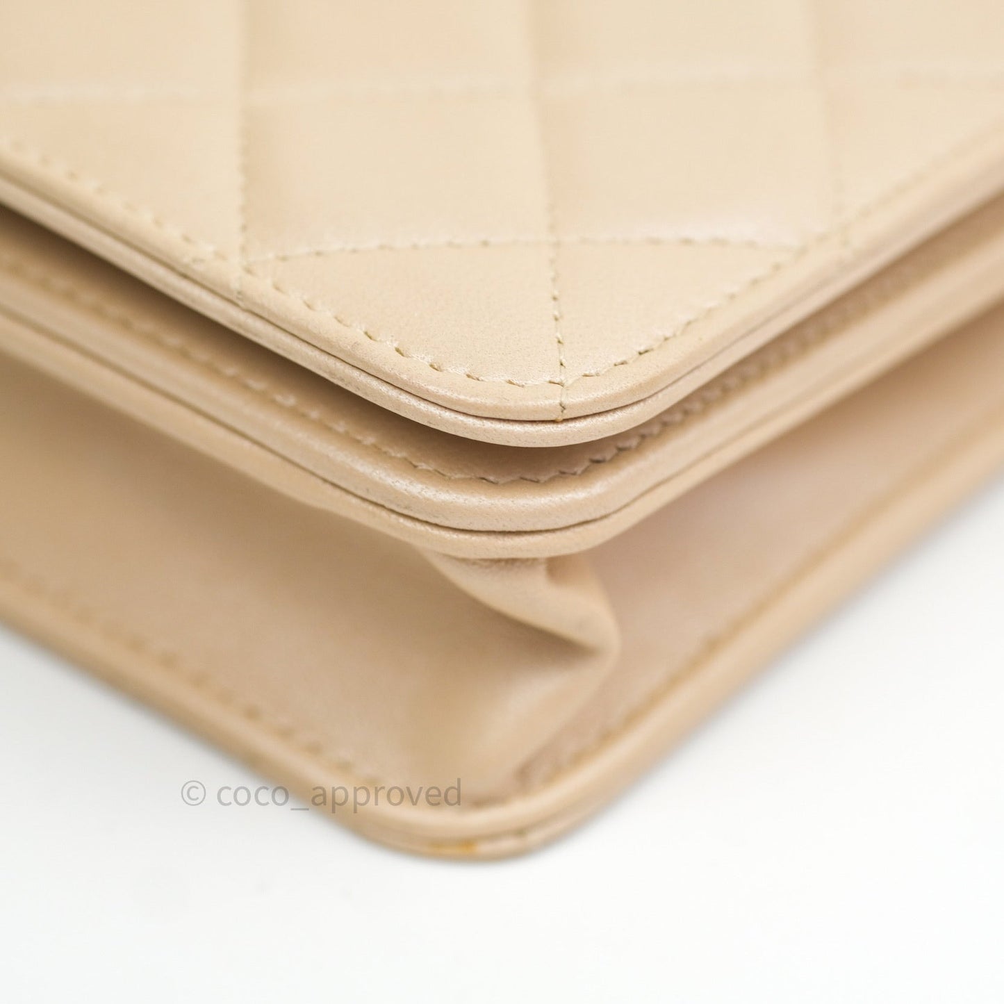 Chanel Quilted Beige Iridescent Lambskin Pearl Wallet On Chain WOC