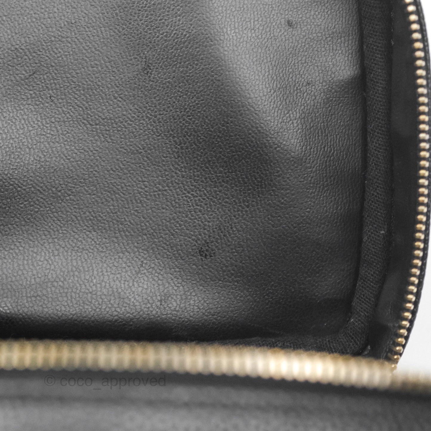 Chanel Vintage Vanity Case Black Caviar Gold Hardware