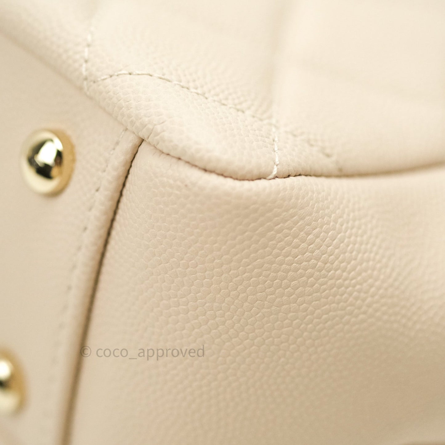 Chanel Quilted Medium Business Affinity Flap Beige Caviar Light Gold Hardware