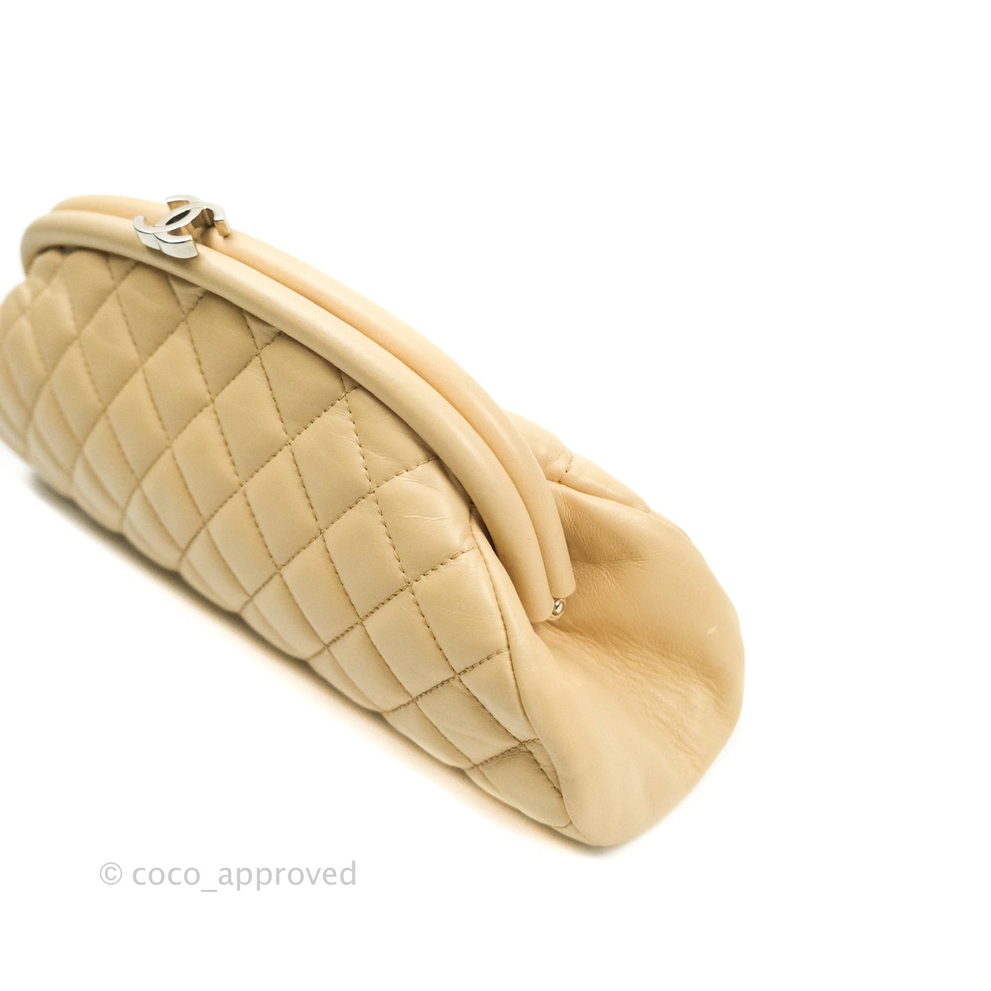 Chanel Quilted Timeless Kisslock Clutch Beige Lambskin Silver Hardware