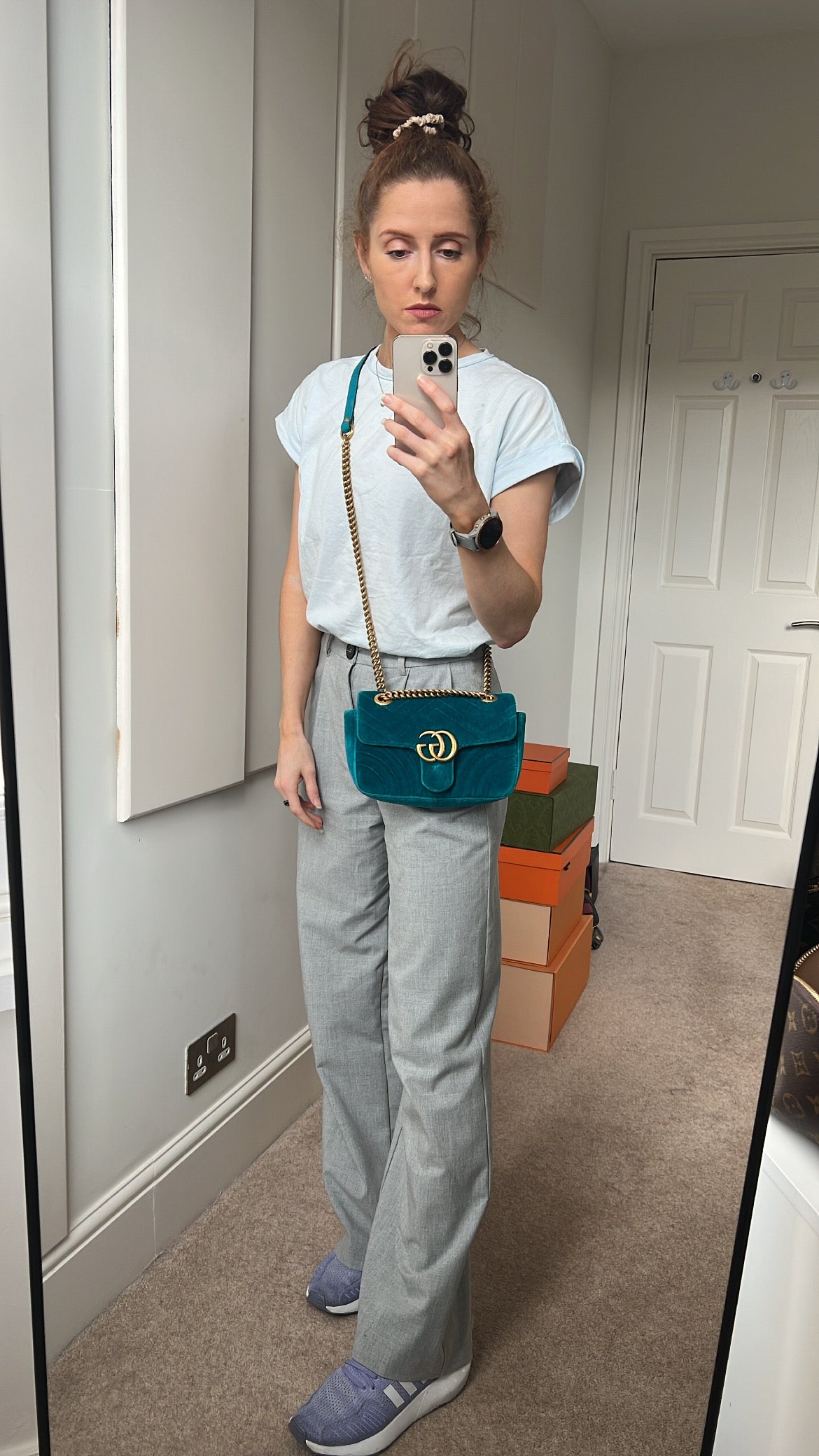 Luxury Gucci GG Mini Velvet Marmont Mini Shoulder Bag