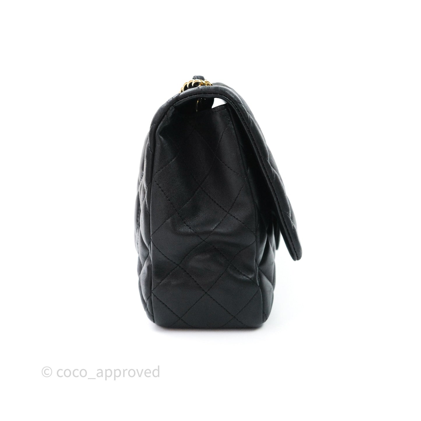 Chanel Jumbo Single Flap Black Lambskin Gold Hardware⁣⁣