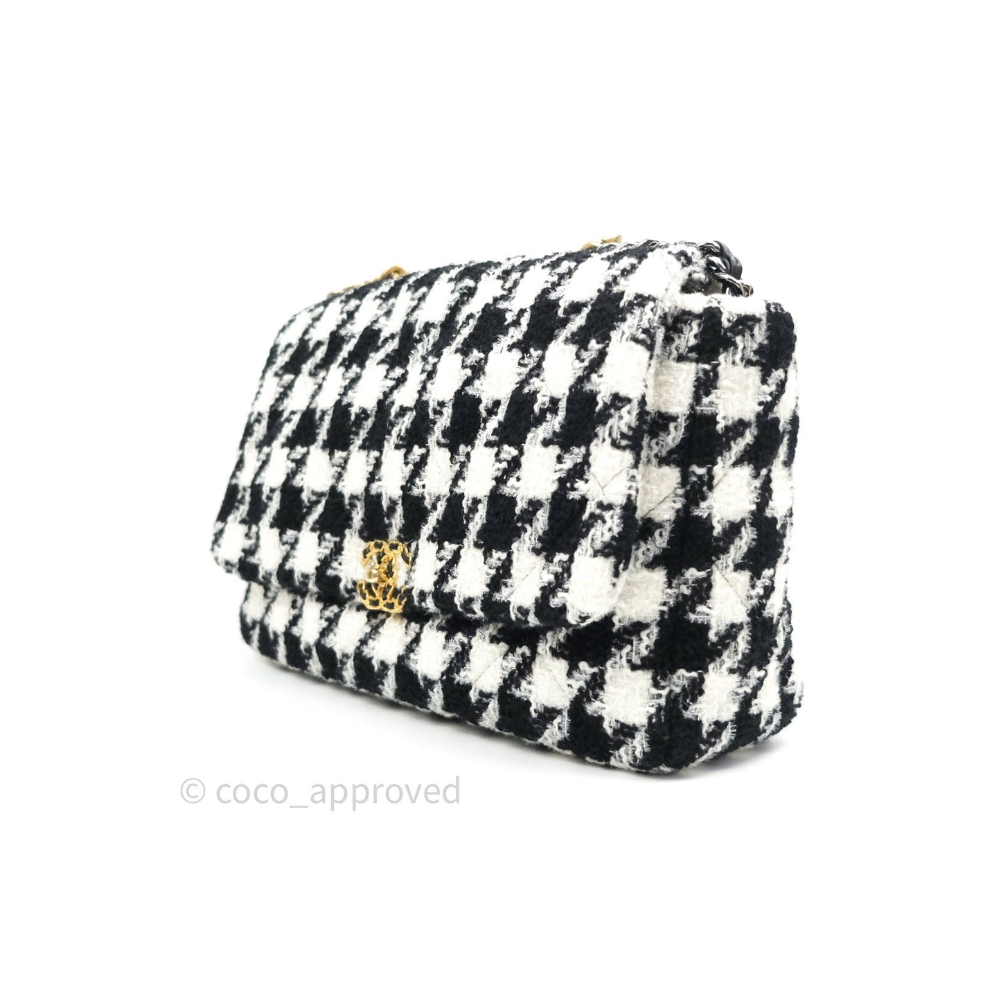Chanel 19 Maxi Tweed White Black Houndstooth Mixed Hardware 19K