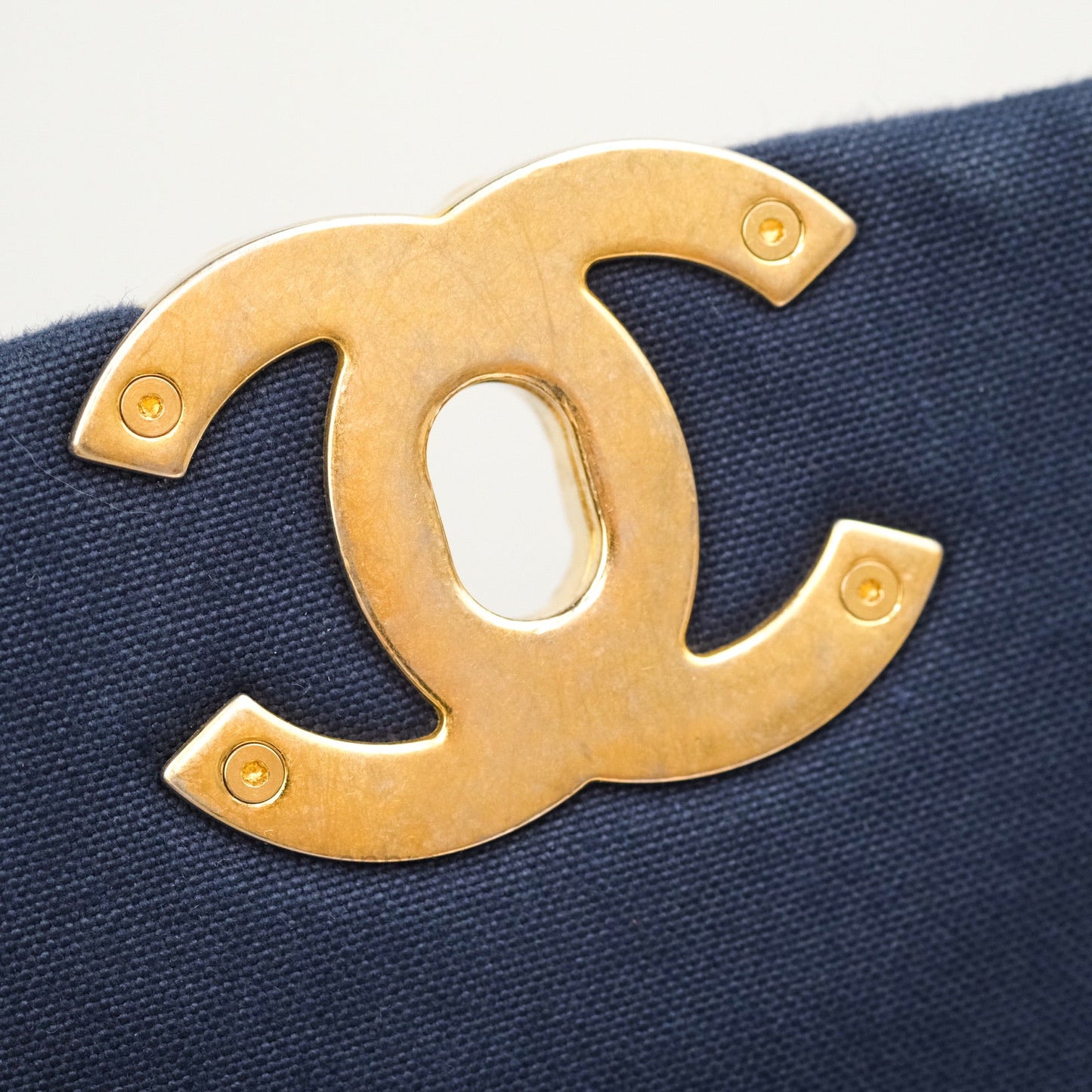 Chanel 19 Medium Canvas Navy Mixed Hardware