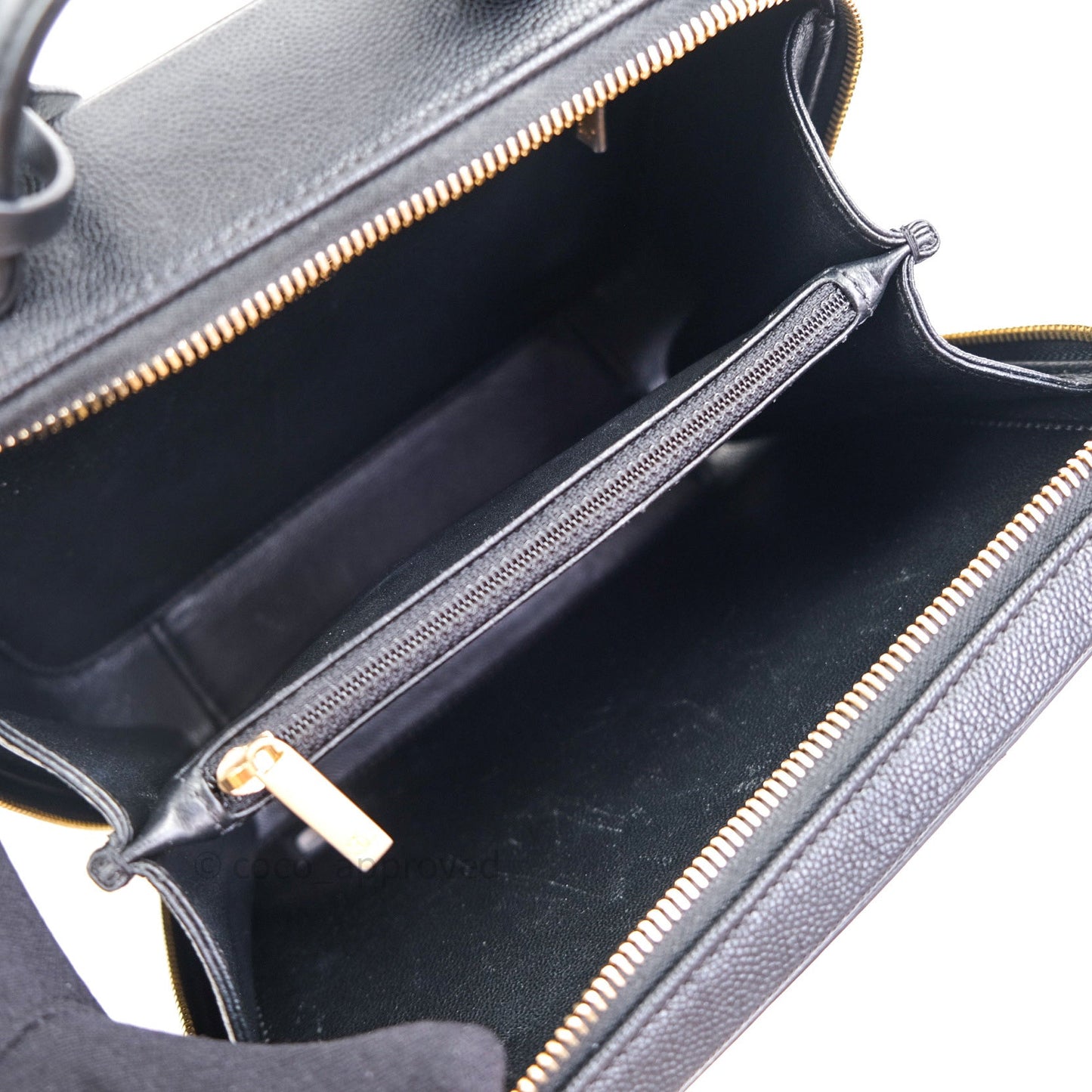 Chanel Quilted Medium CC Filigree Vanity Case Black Caviar Gold Hardware