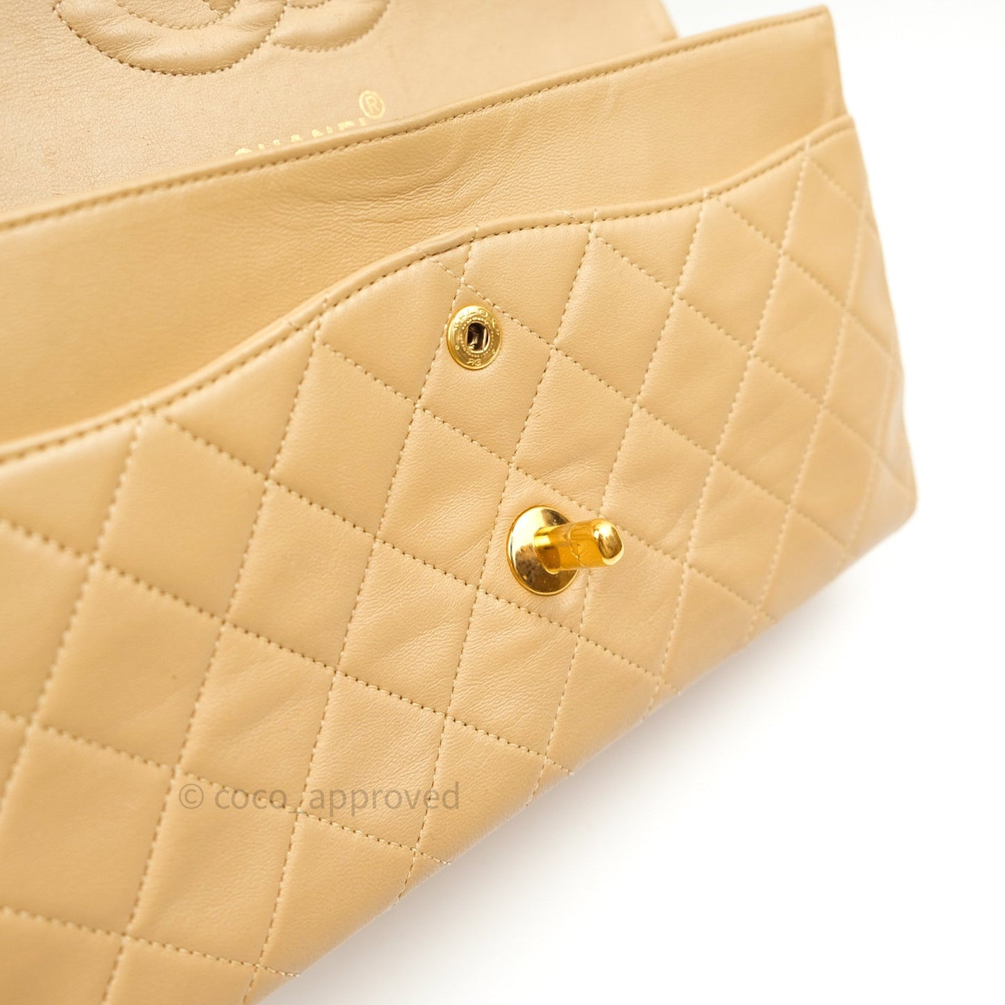 Chanel Vintage Classic Double Flap M/L Beige Lambskin 24K Gold Hardware
