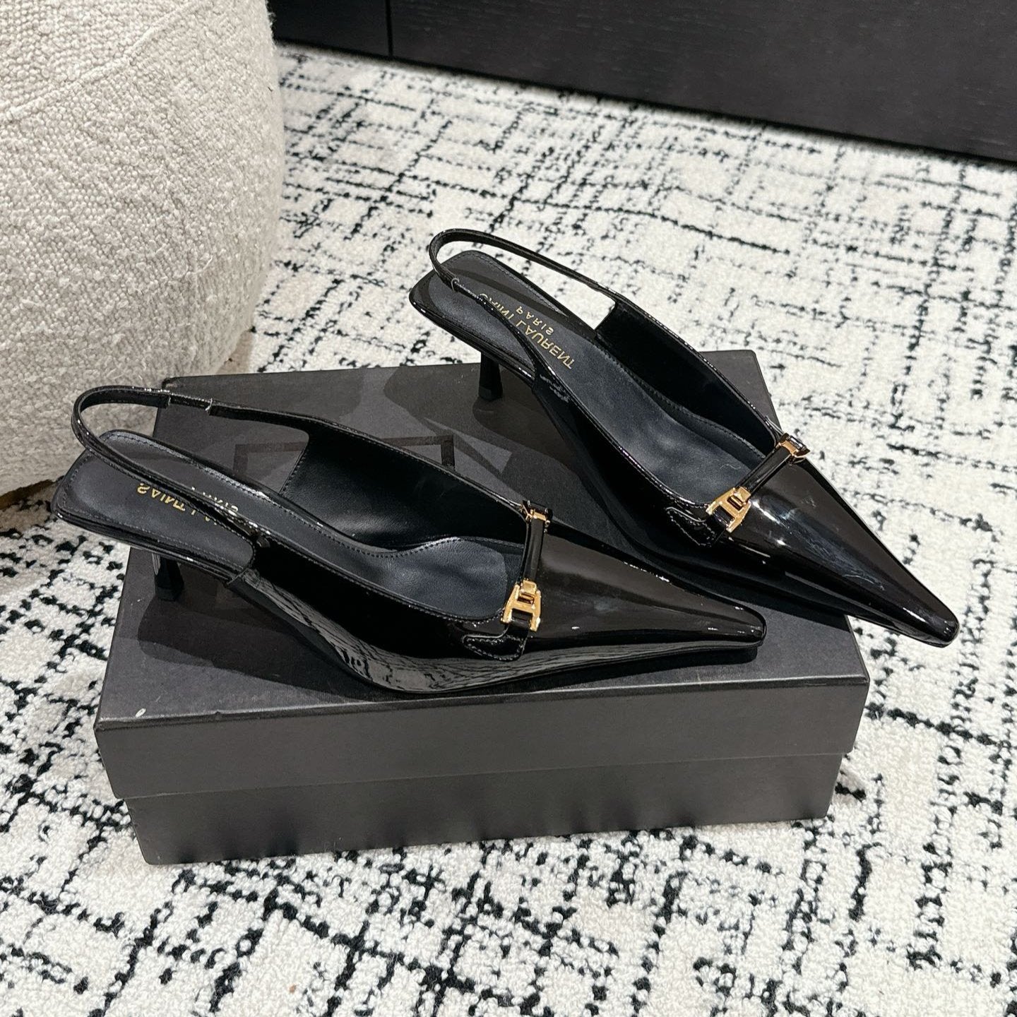 Luxury Saint Laurent SL CARINE SLINGBACKS PUMP 45 BLACK CALFSKIN