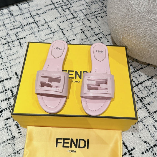 Luxury FendiFF Baguette Light Pink Leather Slide