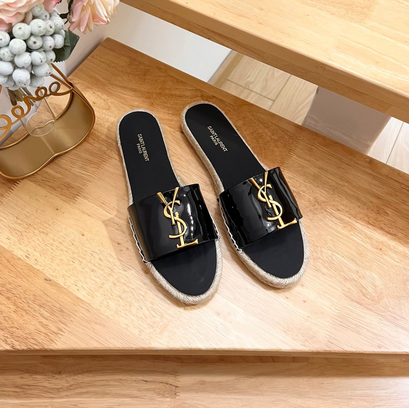 Luxury Saint Laurent SL YVES LOGO SLIPPER BLACK CALFSKIN