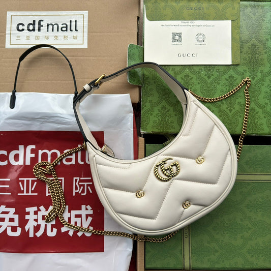 Luxury Gucci gg marmont half-moon shaped 21cm white calfskin gold hardware