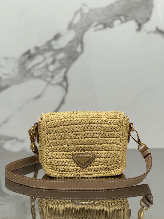Luxury PradaWOVEN SMALL FLAP BAG 16 IN BEIGE RAFFIA GOLD HARDWARE