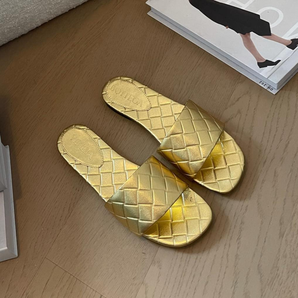 Luxury Bottega Veneta amy flat mule gold metalic lambskin