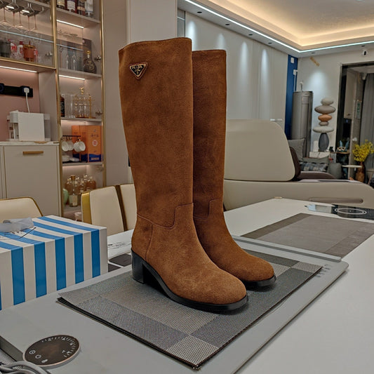 Luxury PradaKNEE BOOTS WITH TRIANGLE LOGO IN CAMEL SUEDE