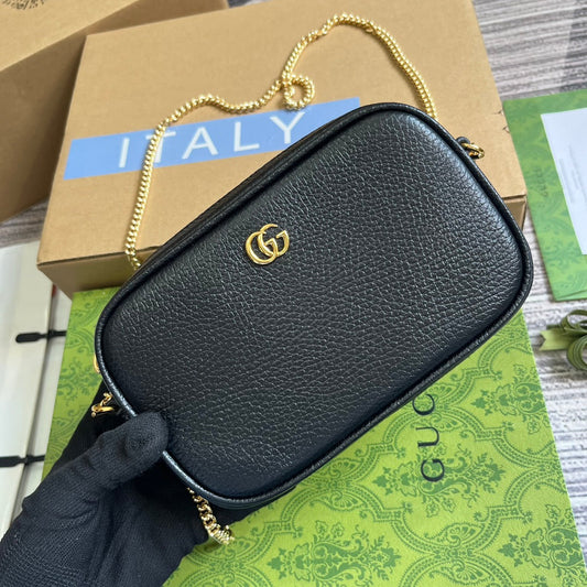 Luxury Gucci GG MARMONT MINI 18 BAG IN BLACK CALFSKIN